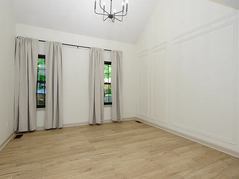 7802 Pinetuck Ln — Photo 17