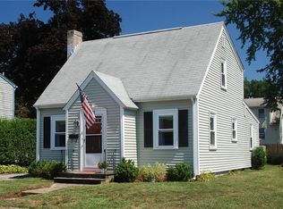 98 Chambly Ave, Warwick, RI 02888