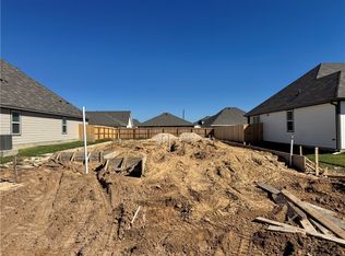 2422 Rooke Rd, Bryan, TX 77807