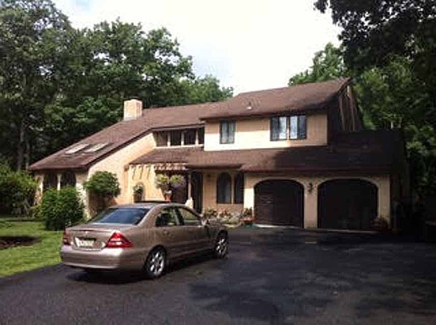 2nd image of 337 W Quail Dr