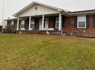 248 Pinecrest Rd, Jacksboro, TN 37757