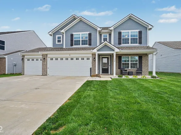 3224 Sand Walk Dr, Kokomo, IN 46902