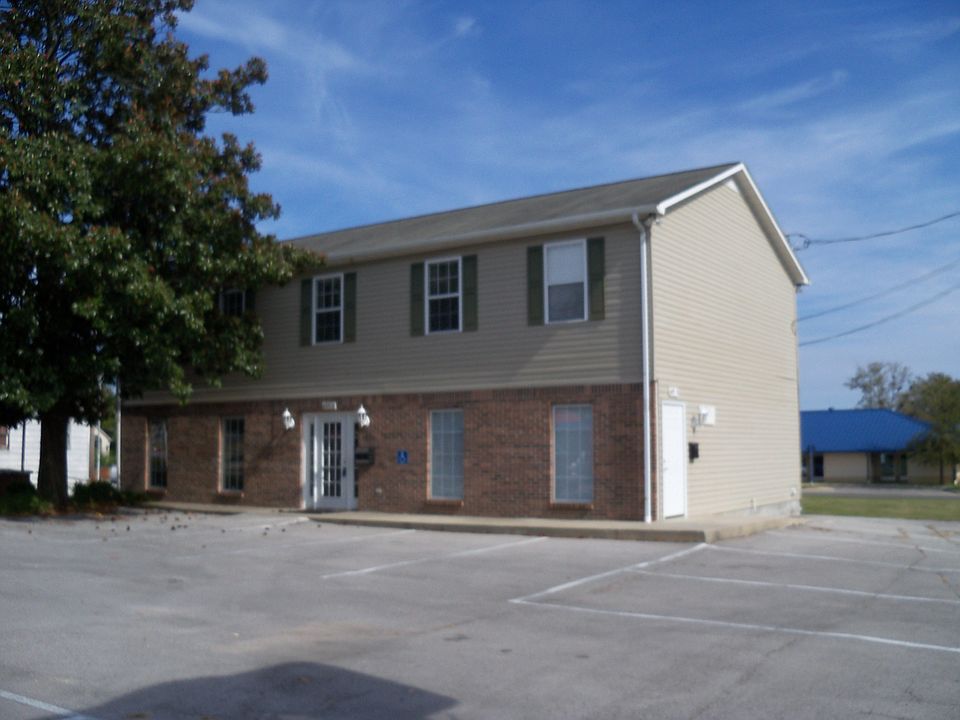 2nd image of 605 N. Willow Ave #1-2
