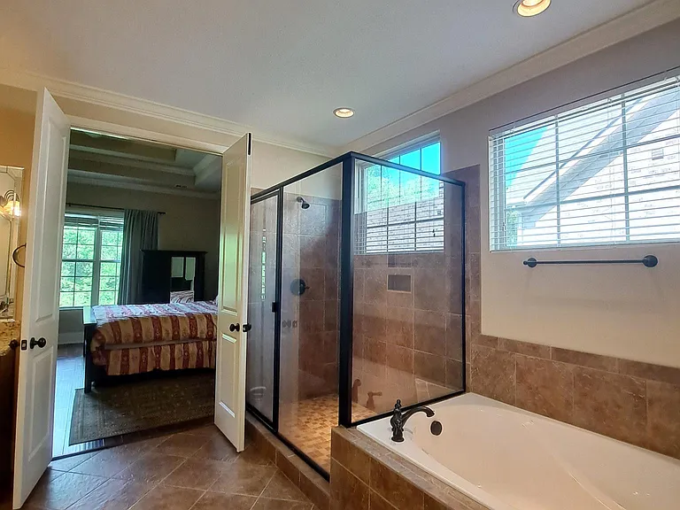 12170 Inglecrest Ln — Photo 36