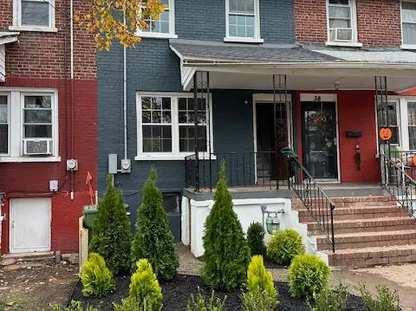 40 W 12th St, Linden, NJ 07036