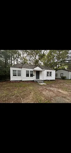 1809 Charlton St Photo 1