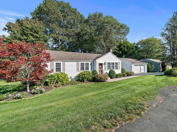 12 Dix Rd, Woburn, MA 01801