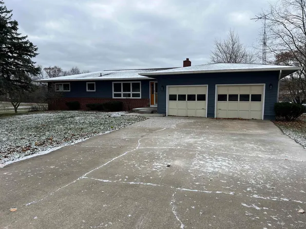 2799 E Munger Rd, Tecumseh, MI 49286