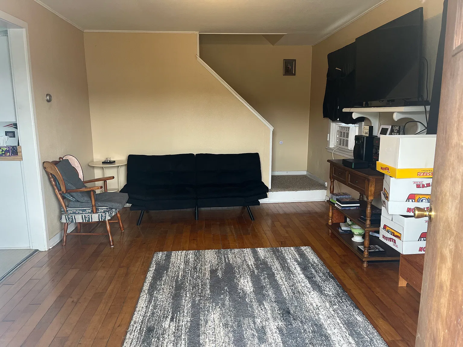 2 bed, 820 sqft, $1,650 — Photo 3