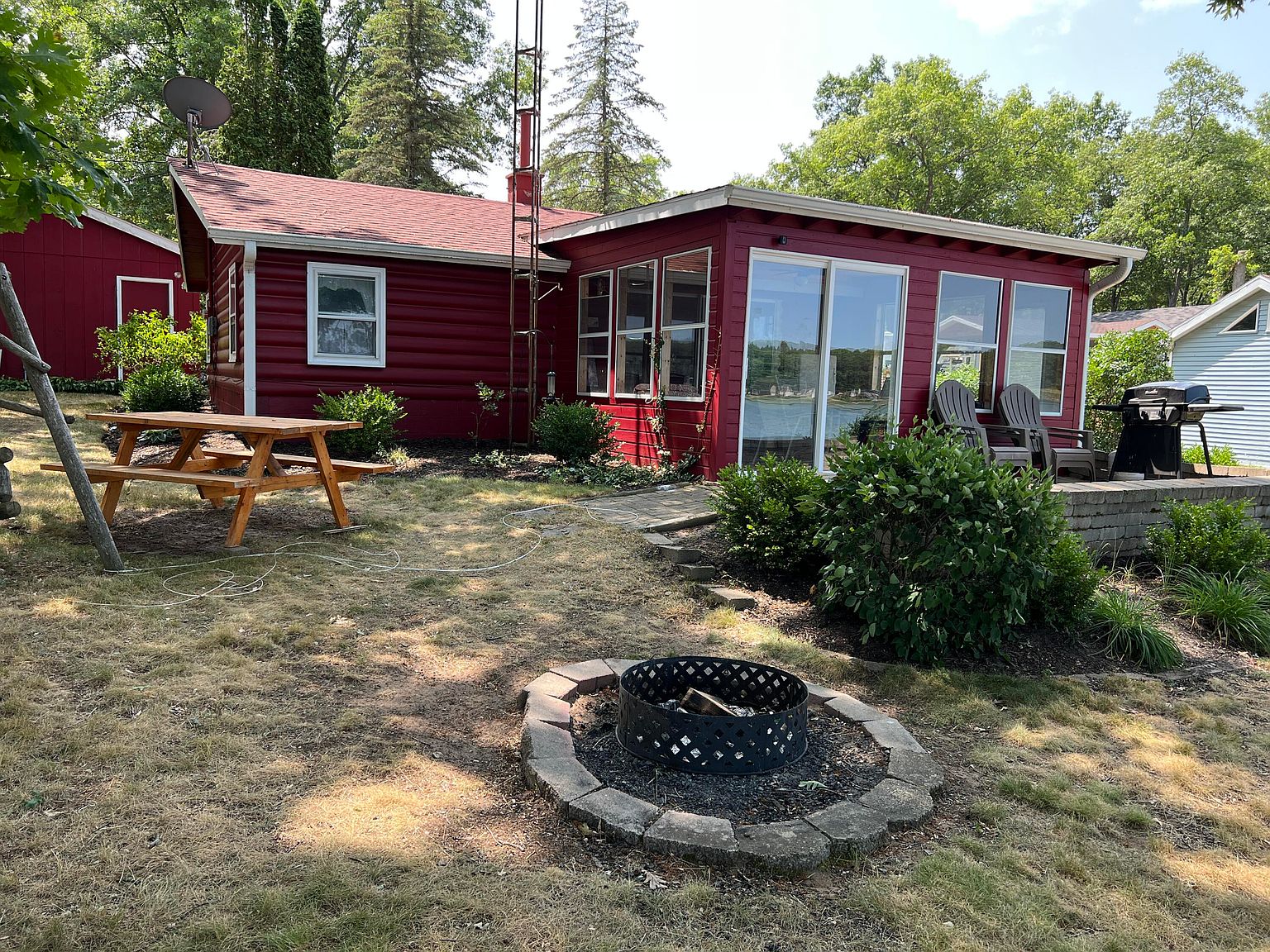 6859 E Lake St, Fountain, MI 49410 Zillow