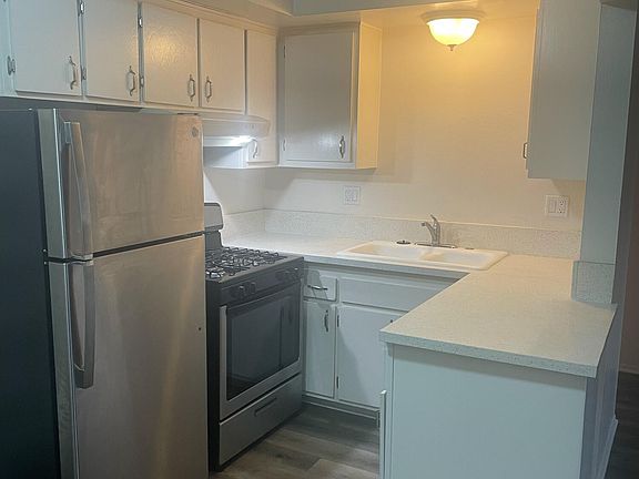 5th image of 271 Ellwood Beach Dr APT 1