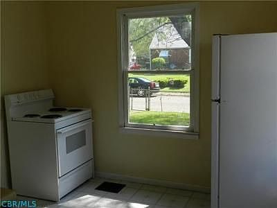 4th image of 841 Clay Ct