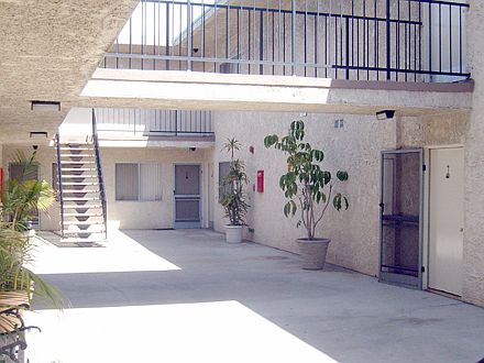 3rd image of 4117 W Broadway APT 08