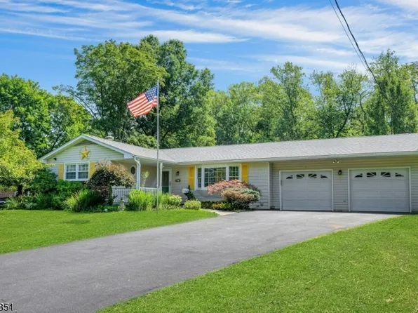 6 Jackson Valley Rd, Washington Twp., NJ 07882