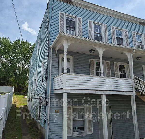 58 E Broadway St — Photo 2