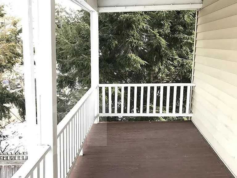 25 Lake St #1 — Photo 17