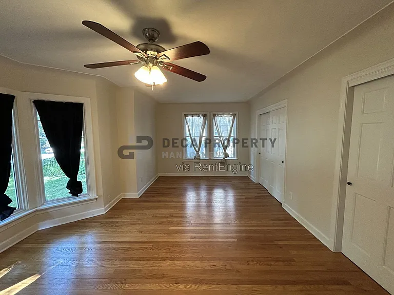203 W Cedar Ave — Photo 10