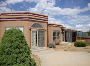 4 Ortiz Ln, Santa Fe, NM 87508