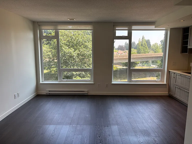 5470 Ormidale St #606 — Photo 3
