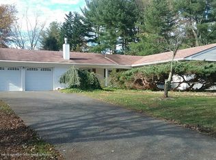 7 Stockton Dr, Marlboro, NJ 07746