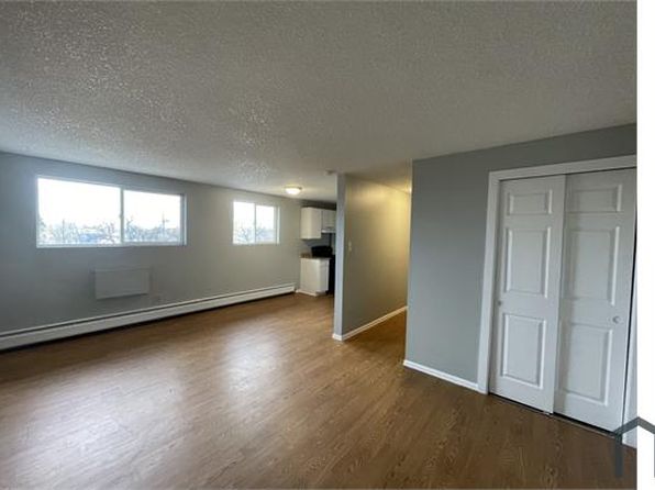 1676 Hanover St APT 304