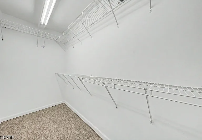 8 Oak Rd — Photo 25