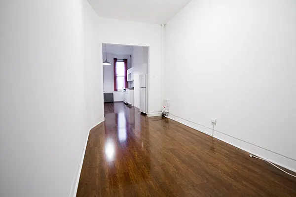 Rented by TheRealEstateCompany.com LLC | media 38