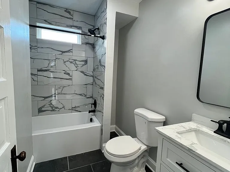 31 N Poplar St — Photo 26
