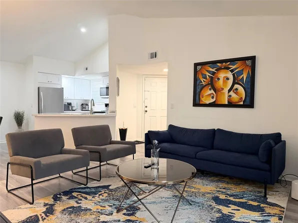 12950 Vista Isles Dr APT 428, Sunrise, FL 33325