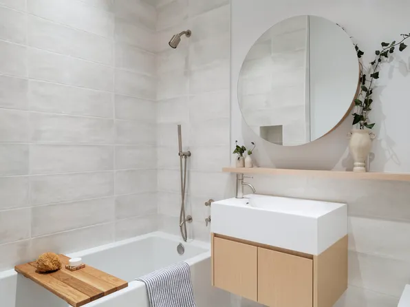 30 Front Street image 7 of 31