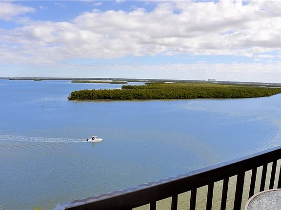 3rd image of 4263 Bay Beach Ln APT 1011