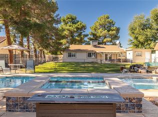 5680 N Torrey Pines Dr, Las Vegas, NV 89130