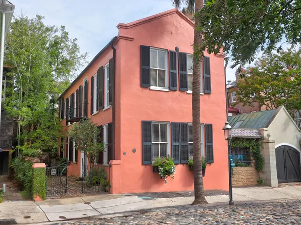 22 Chalmers St, Charleston, SC 29401