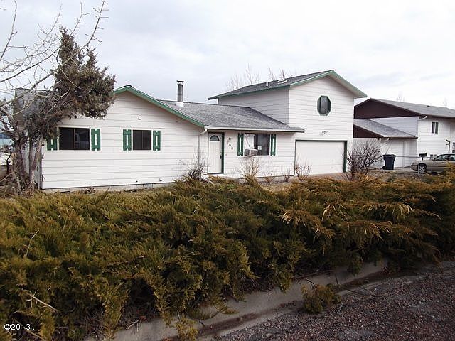 1st image of 508 21st Ave W