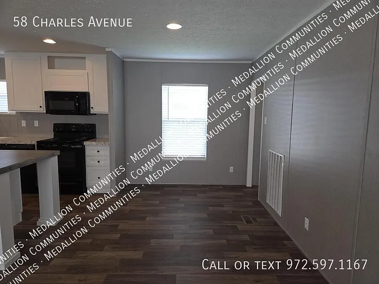 58 Charles Ave — Photo 5