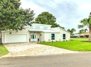 262 Nautical Blvd S, Atlantic Beach, FL 32233