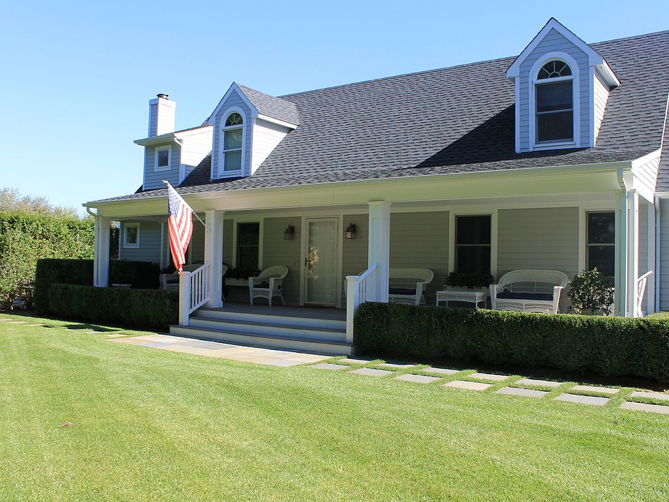 1st image of 31 Newberry Ln