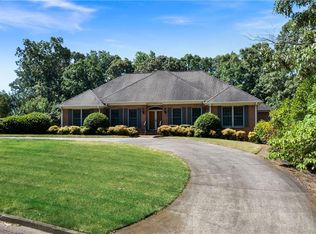 116 Maple Dr, Cartersville, GA 30120