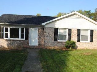 9816 Arbor Dale Ave, Charlotte, NC 28215
