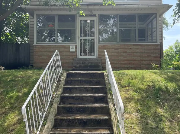 516 W Calvert St, South Bend, IN 46613