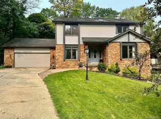 5905 Misty Hill Ct, Clarkston, MI