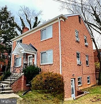 2nd image of 8201 Houston Ct