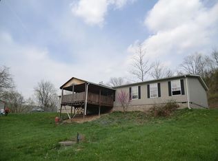 11400 Featherstone Rd, Stewart, OH 45778