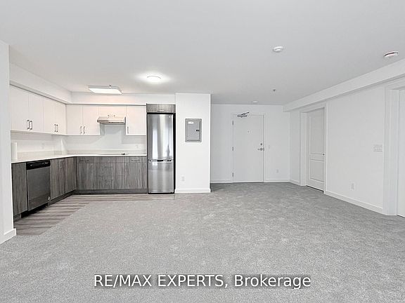 4th image of 45 Connaught Ave #302