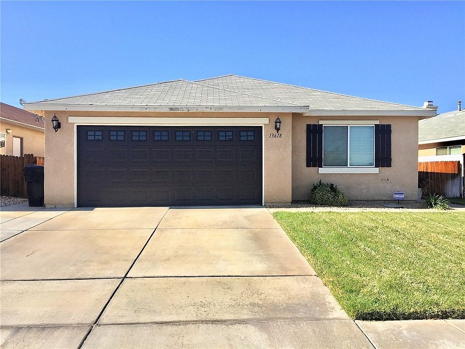 1st image of 13618 Sylvan Oaks St