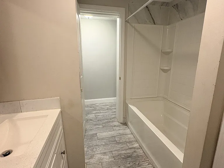 86 Maple St — Photo 14
