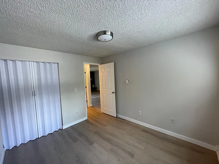 2715 S 256th Pl #A — Photo 9