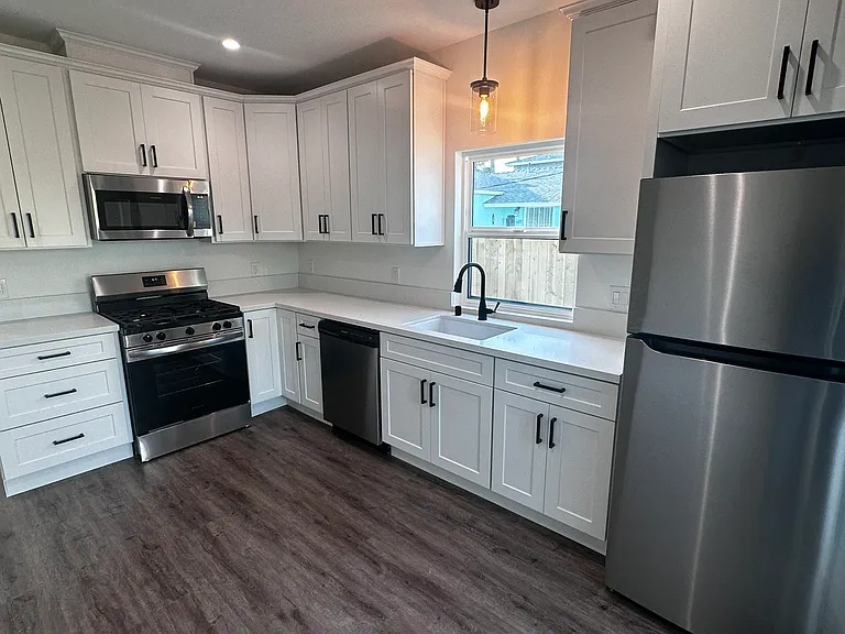 611 Silver Strand Blvd #1 — Photo 9