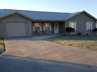 1223 Liberty Hall Dr, Morristown, TN 37813