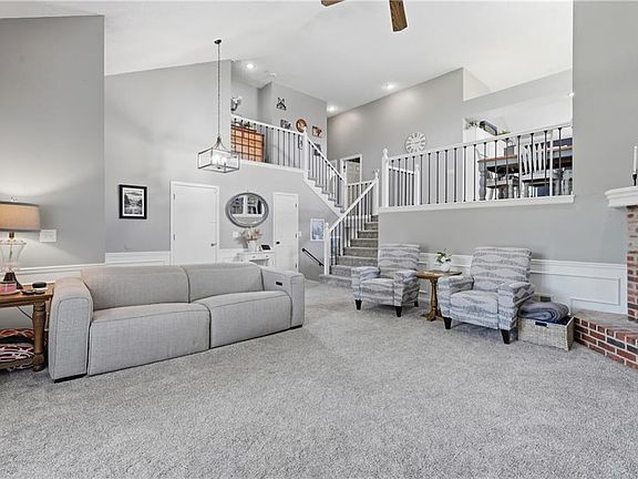 3rd image of 5106 Anderson St